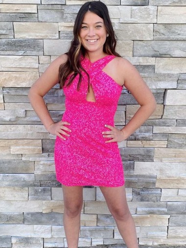 Affordable Sleeveless Halter Neck Velvet Sequin Fuchsia Short Homecoming Dress Canada